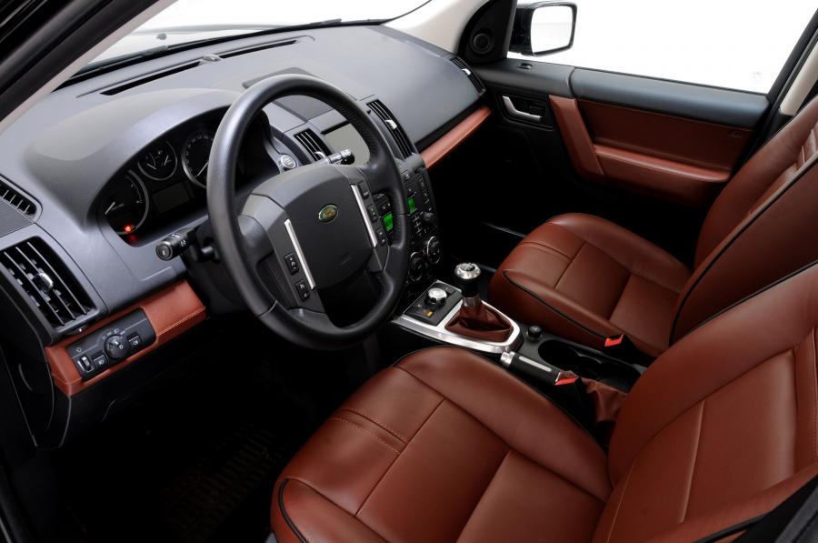  Land Rover Freelander 2 by Startech 2009 года  (фото 7 из 8)